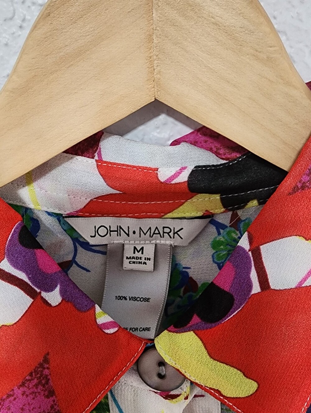 John Mark Vibrant Butterfly Floral Print Sheer Tunic Shirt Button Down Medium - Picture 6 of 13